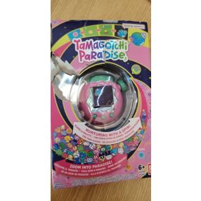   Bandai Tamagotchi Paradise (Pink Land) interaktív virtuális kisállat - sérült a doboz