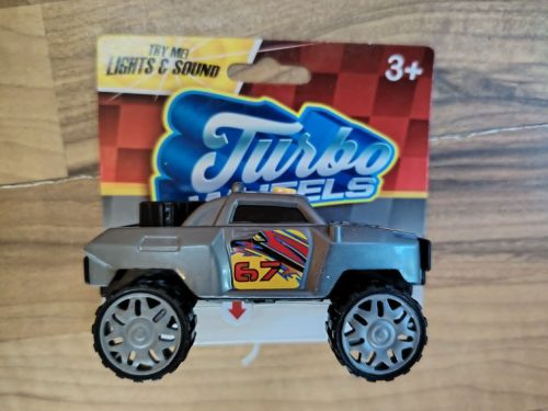 Turbo Wheels szürke autó