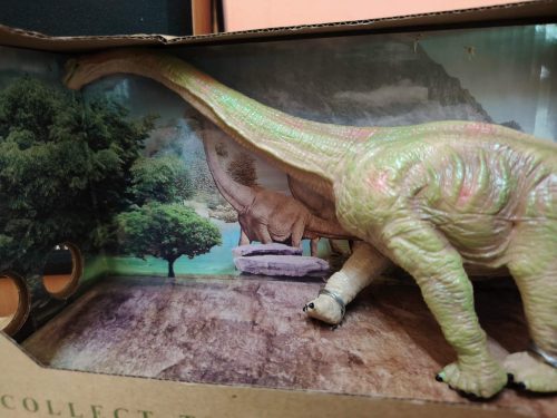 Brachiosaurus dino