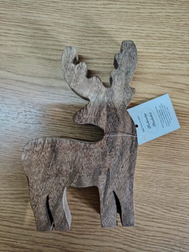 18 cm magas szarvas fából